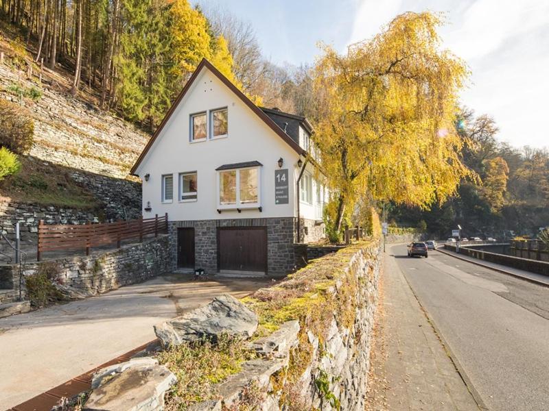 Zur Altstadt Monschau Luaran gambar