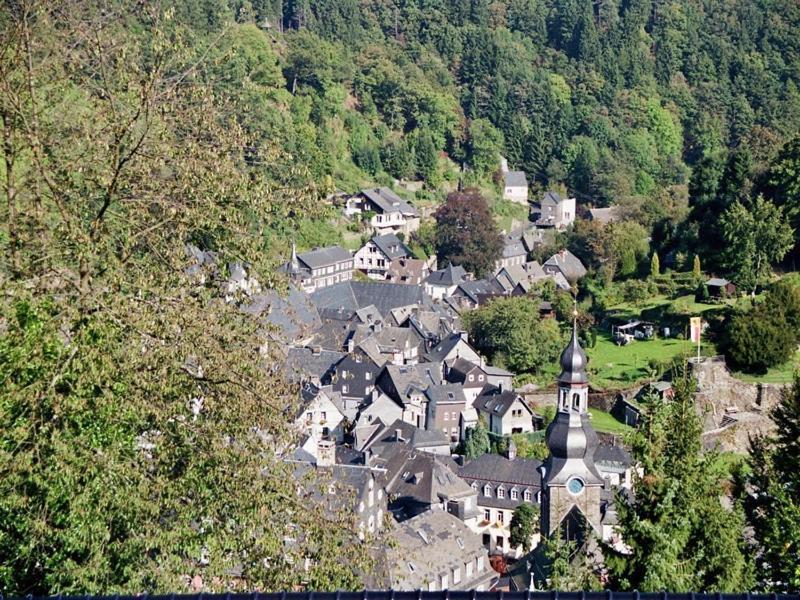 Zur Altstadt Monschau Luaran gambar